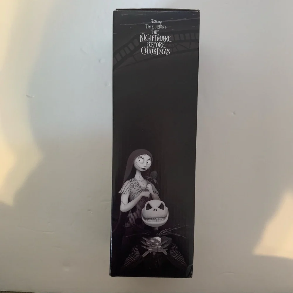 NIB. DISNEY Nightmare Before Christmas Light Up Tree